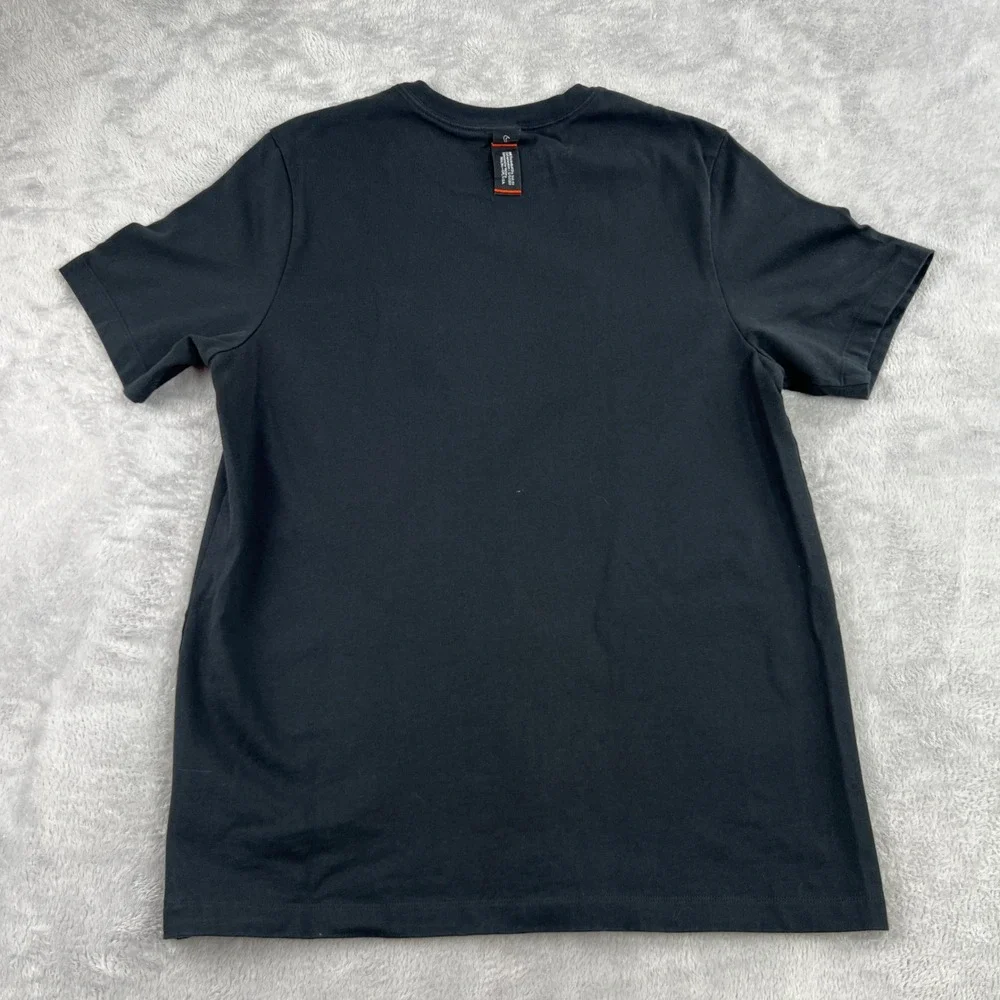 Nike Basketball Div 01 Chenille Swoosh T-Shirt Large Black City Exploration Mens